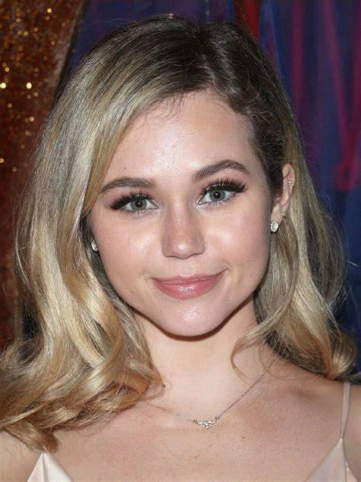 Brec Bassinger plays Emma, series The Haunted Hathaways Brec Bassinger plays Emma, series The Haunted Hathaways